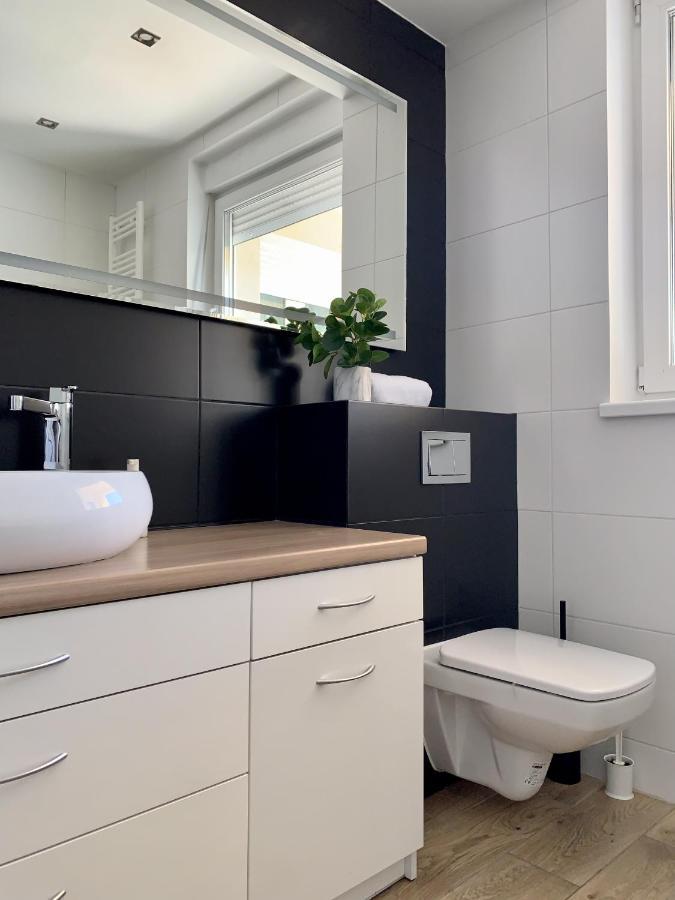 Apartament Penthouse Z Widokiem Na Sniezke I Prywatnym Parkingiem - By Spaceapart Jelenia Góra Esterno foto